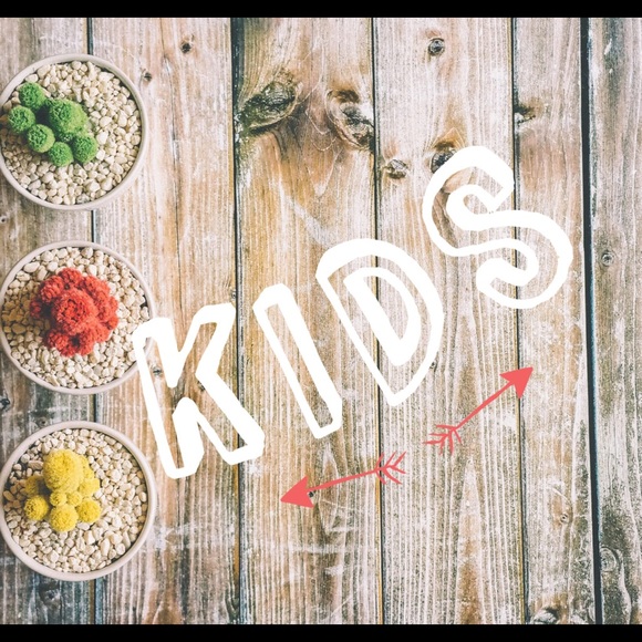 Bundle kids clothes-get a great offer! - Picture 1 of 1